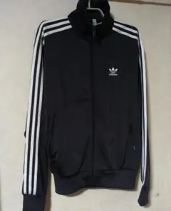 adidas originals トラックジャケット　オーロラブラック