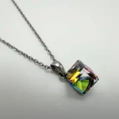 BLESS ブレス　キューブ ネックレス　スワロフスキーのサムネイル