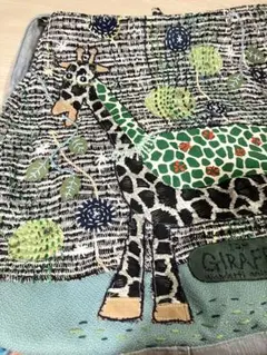 キリン柄 刺繍 刺し子　大きめ　斜め掛けバック　デニムリメイク　スカートリメイクのサムネイル