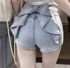 SHEIN バックリボン　ショートデニムパンツのサムネイル