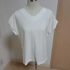レディース　Vネック　半袖ブラウス　Mサイズ