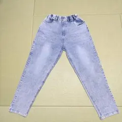 ライトブルーデニムストレートパンツ