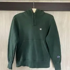 ダークグリーン フード付きパーカー