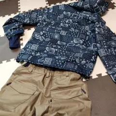 PONTAPES　スキースノーボードウェア上下セット　ペイズリー柄　Mサイズ