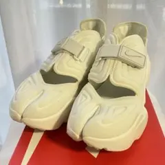 【美品】NIKE ナイキ アクアリフト ホワイト　25cm 箱あり