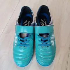 Umbro アンブロ　トレーニングシューズ　サッカー　21cm　キッズ　ジュニア