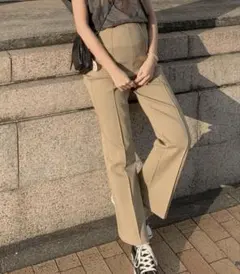 セール！！KOBE LETTUCE マタニティパンツ　2色セット