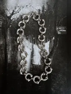 vintage metal necklace