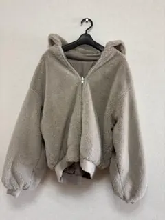 フード付きボアジャケット