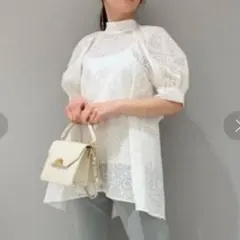 CELFORD バックリボンコットンエンブブラウス 半袖 刺繍 ホワイト 36のサムネイル