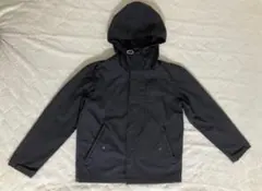 gu マウンテンパーカー