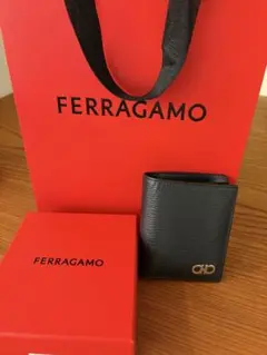 Salvatore Ferragamo 二つ折り財布のサムネイル