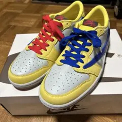 TRAVIS SCOTT x NIKE WMNS AIR JORDAN 1