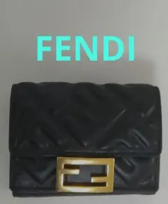 AQV07 フェンディ 極美品 ズッカ コンパクトウォレット ３折り財布