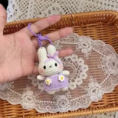 ウサギのあみぐるみ キーホルダー付き