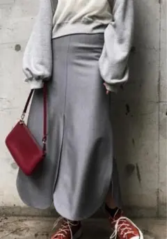 Ameri❤︎PETAL HEM SKIRT