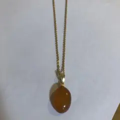 ネックレス 琥珀色