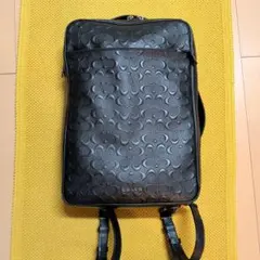 COACH ブラックエンボスショルダーバッグ