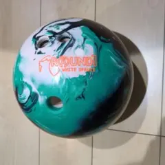 ROUND1 ボウリングボール White Spruce 13ポンドのサムネイル