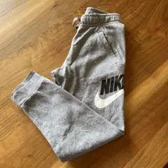 NIKE グレー 長ズボン 裏起毛　サイドポケット付き