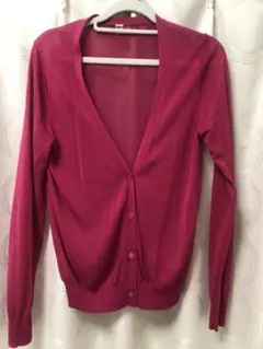 UNIQLO ライトVネックカーディガン