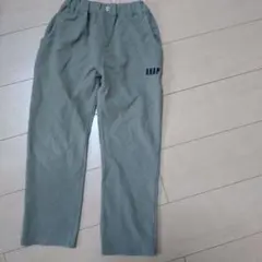 アナップキッズ　カーキパンツ