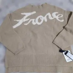 最終価格　新品　BLUE FRONCE ベージュセーター フォックス長袖 38のサムネイル