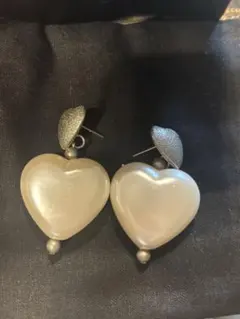 ［キャッチなし］ハート型パール調ピアス