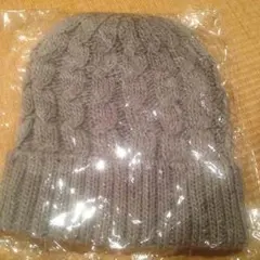 新品未開封 ローリーズファームニット帽