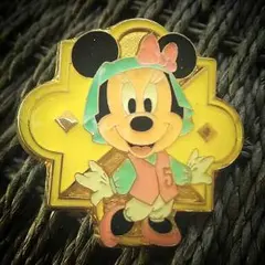 ディズニーシー  ミニーちゃんオリジナルピンバッチ
