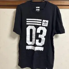 adidas ブラック Tシャツ 03プリント