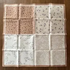 未使用品 ニナリッチ 大判ハンカチ