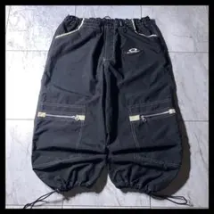 00s Oakley Software Cargo Shorts ギザロゴ - メルカリ