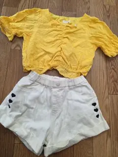 BABYDOLL 黄色トップスと白ハーフパンツセット