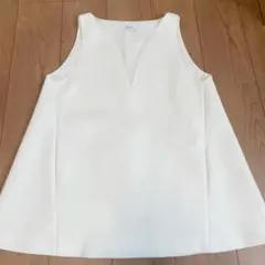 近年　美品　2025 アドーア　スキューバージャージーカットソー　トップス