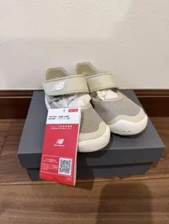 New Balance 208 ニューバランス サンダル 16.5cmのサムネイル