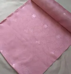 ピンク　ポリエステル　反物