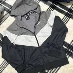 Nike ジッパー付きフードジャケット150160