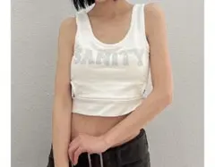 GYDA ビジュー付きタンクトップ　キャミソールのサムネイル