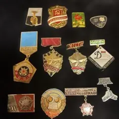 CCCP モスクワ建物・レーニン バッジセット4個中古品ビンテージ，レア CCCP モスクワ建物・レーニン バッジセット4個中古品ビンテージ，レア