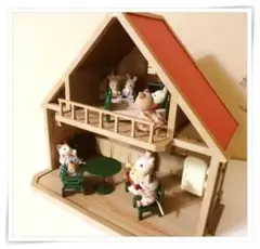 【初代】廃盤　シルバニアファミリー 赤い三角屋根のお家 家具＆人形セット