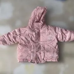 フード付きピンクジャケット