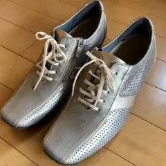 ASICS アシックス　スニーカー