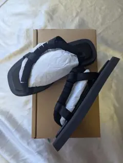 新品未使用　HENDER SCHEME　CURVACEOUS　サンダル　ブラックのサムネイル