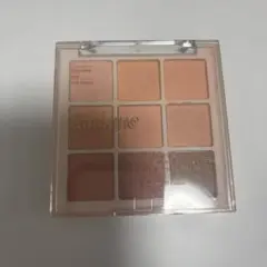 Dasique】デイジーク　シャドウパレット32 Milky Apricot