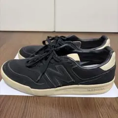 New Balance ブラック スニーカー