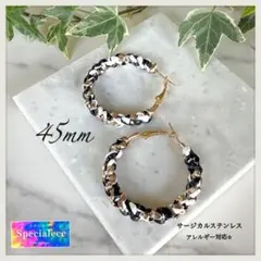 45mm★白黒&光沢ゴールド３色編みフープピアス★大ぶり★スタイリッシュ個性★