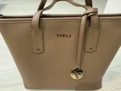 FURLA ベージュ トートバッグ