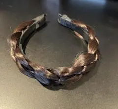 三つ編み カチューシャ ダークブラウン ヘアアクセサリーのサムネイル