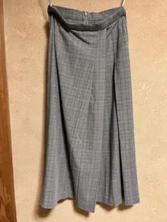 ユニクロ　サイドプリーツナロースカート　Mサイズ